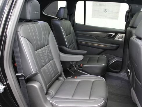 New 2026 Buick Enclave Avenir w/ Super Cruise Package image 26