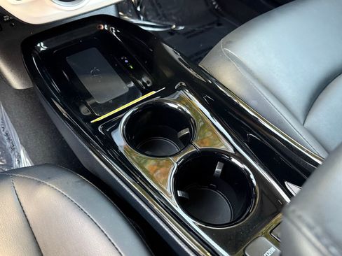 Used 2019 Toyota Prius Prime Plus image 20