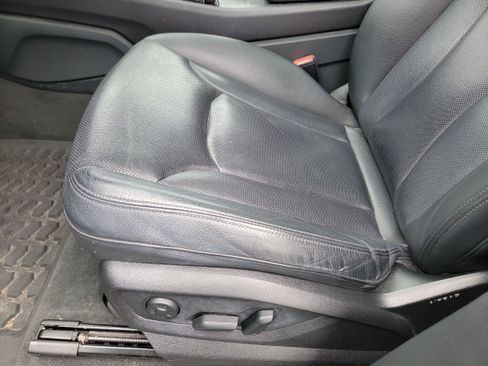 Used 2019 Audi Q7 3.0T Prestige w/ Prestige Package image 16