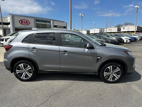 Used 2024 Mitsubishi Outlander Sport LE image 2