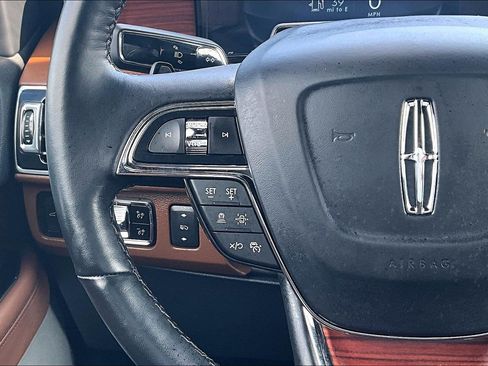Used 2023 Lincoln Navigator Reserve AWD/4WD image 11