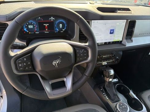 New 2026 Ford Bronco Outer Banks AWD/4WD image 15