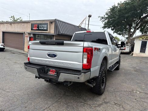 Used 2017 Ford F250 Lariat w/ Lariat Ultimate Package AWD/4WD image 10