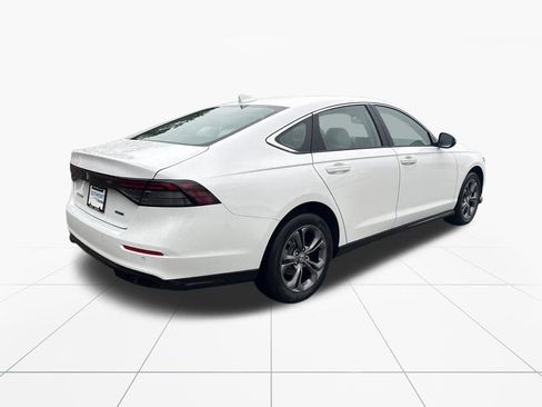 New 2026 Honda Accord EX-L image 7