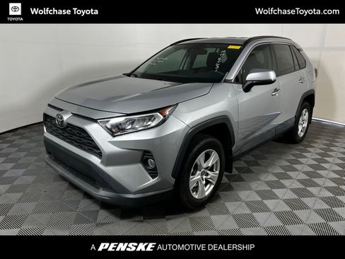 Used 2021 Toyota RAV4 XLE AWD/4WD image 1