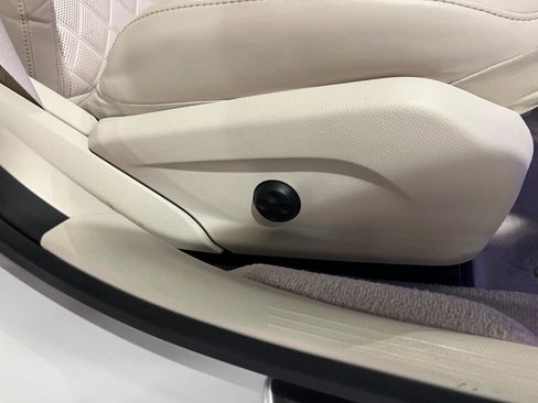 Used 2019 Mercedes-Benz AMG GT 63 image 43