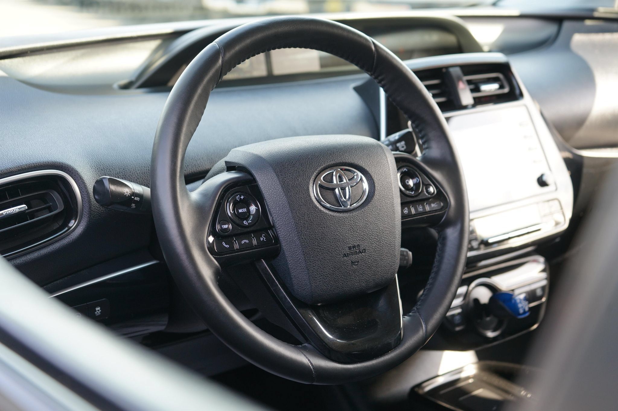 Used 2020 Toyota Prius XLE FWD image 10