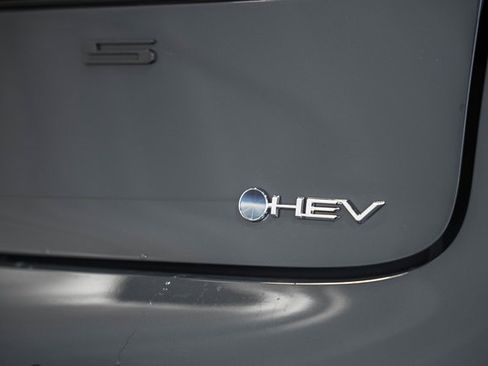 New 2026 Toyota Prius XLE image 7