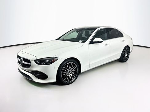 Used 2023 Mercedes-Benz C 300 Sedan image 3