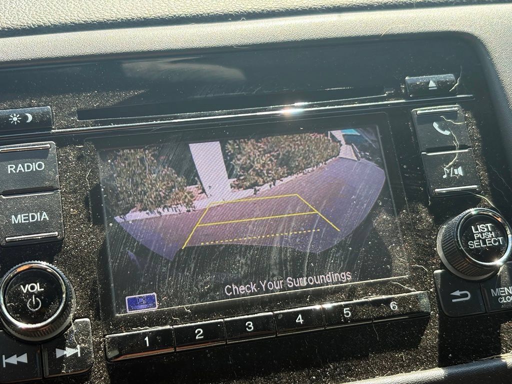 Used 2021 Honda HR-V LX image 13