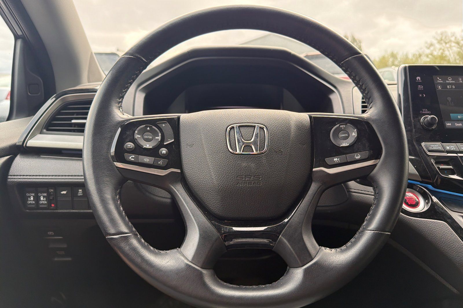 Used 2022 Honda Odyssey Touring image 23