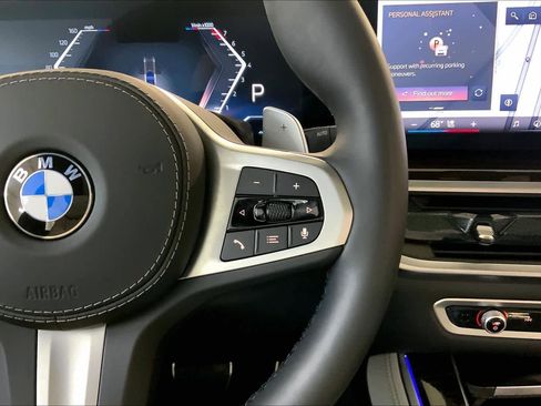 Used 2025 BMW X5 xDrive40i w/ M Sport Package image 24