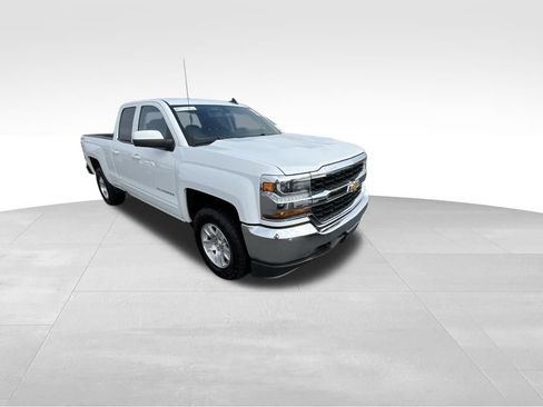 Used 2019 Chevrolet Silverado 1500 LT AWD/4WD image 34