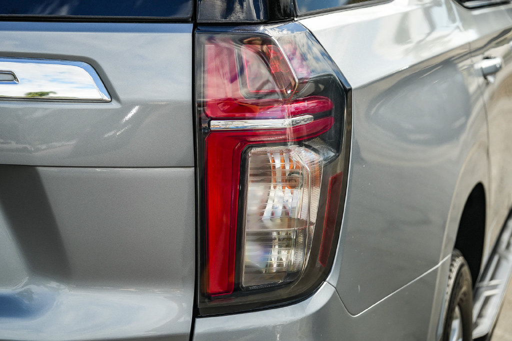Used 2024 Chevrolet Tahoe LT RWD image 7