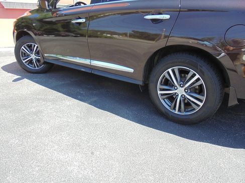 Used 2019 INFINITI QX60 Luxe w/ Essential Package AWD/4WD image 25