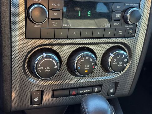 Used 2013 Dodge Challenger R/T Plus image 27