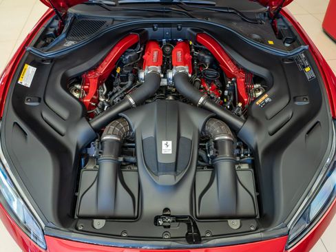 Used 2022 Ferrari Portofino M RWD image 28