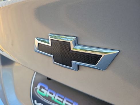 Used 2025 Chevrolet Malibu RS FWD image 9