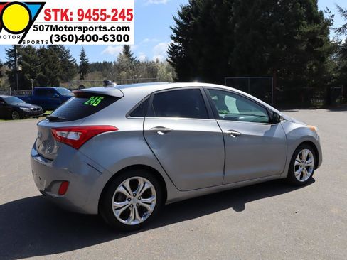 Used 2014 Hyundai Elantra GT w/ Option Group 03 FWD image 8