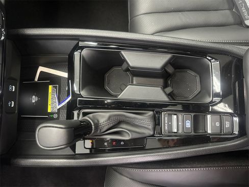 Used 2025 Honda Accord EX-L image 31