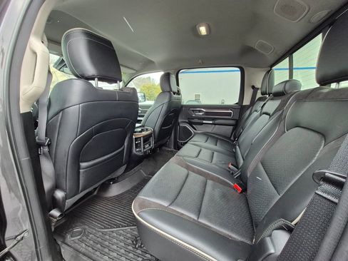 Used 2022 RAM 1500 Laramie AWD/4WD image 24