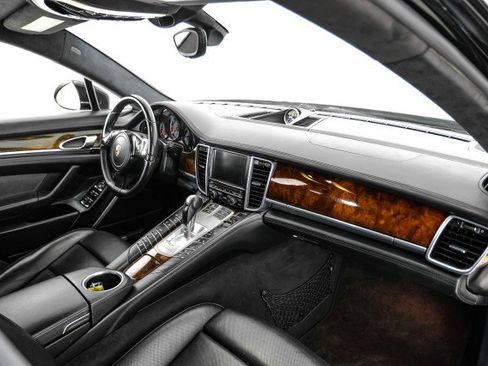Used 2010 Porsche Panamera Turbo image 10