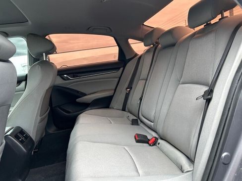 Used 2020 Honda Accord EX image 38