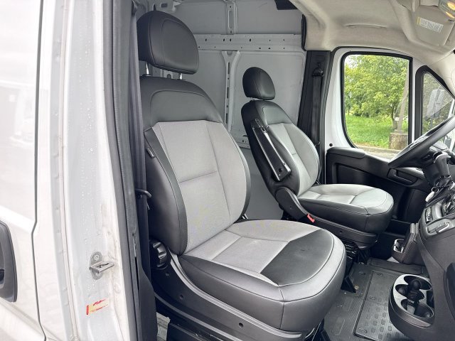 Used 2025 RAM ProMaster 3500 w/ Convenience Group FWD image 13