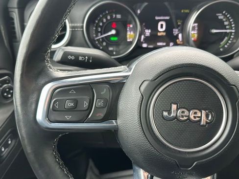Used 2023 Jeep Wrangler Unlimited Sahara w/ Cold Weather Group AWD/4WD image 22