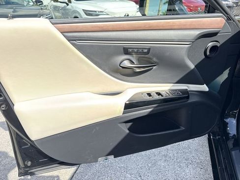 Certified 2024 Lexus ES 350 w/ Premium Package image 13