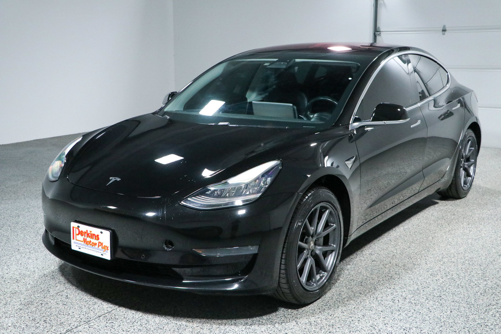 Used 2018 Tesla Model 3 Long Range RWD image 26