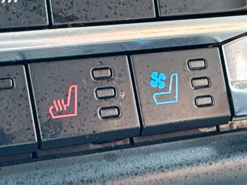 Used 2024 Ford Expedition Limited image 22