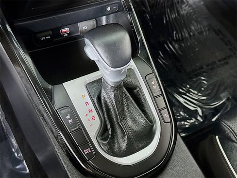 Used 2023 Kia Forte GT-Line w/ GT-Line Premium Package image 17