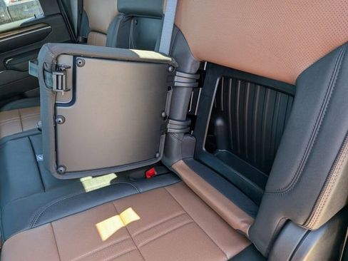 New 2026 Chevrolet Silverado 3500 High Country w/ High Country Premium Package AWD/4WD image 18