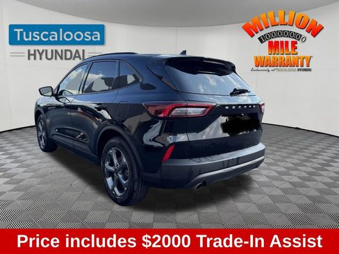 Used 2025 Ford Escape ST-Line image 5