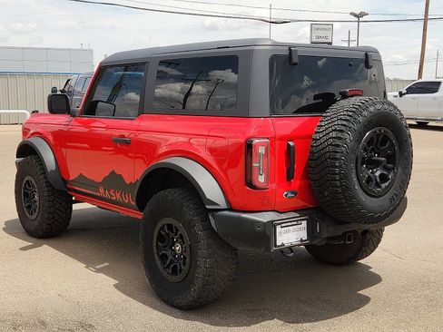 Used 2022 Ford Bronco Wildtrak AWD/4WD image 3