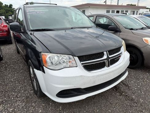 Used 2012 Dodge Grand Caravan SXT FWD image 1