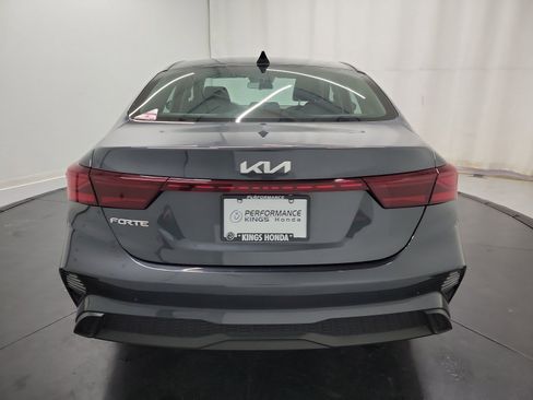 Used 2024 Kia Forte LXS w/ LXS Technology Package image 8