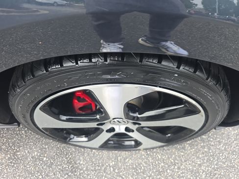 Used 2018 Volkswagen GTI S FWD image 30