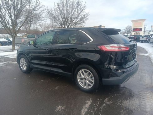 Used 2023 Ford Edge SEL image 9