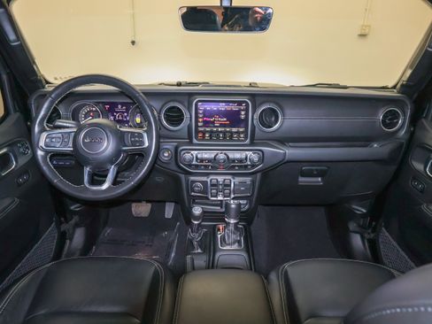 Used 2023 Jeep Wrangler Sahara w/ Cold Weather Group image 20