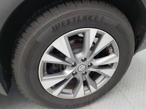 Used 2016 Nissan Murano SV AWD/4WD image 31
