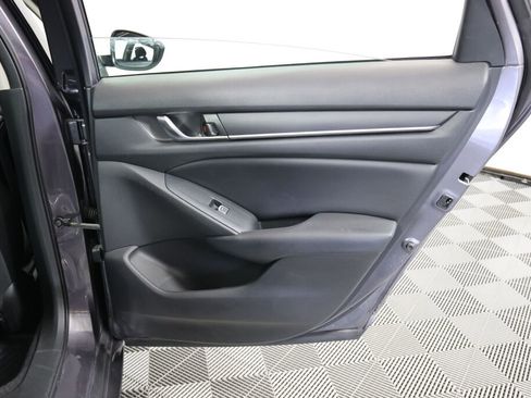 Used 2018 Honda Accord LX image 21