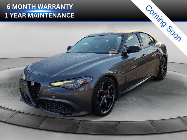 Used 2021 Alfa Romeo Giulia Ti Sport RWD image 1