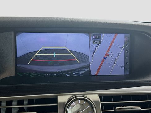 Used 2017 Lexus LS 460 w/ Ultra Luxury Package RWD image 23