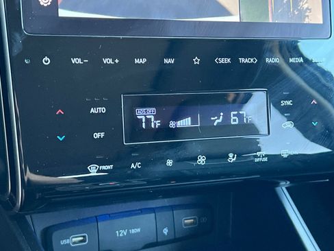 Used 2024 Hyundai Tucson Limited image 21