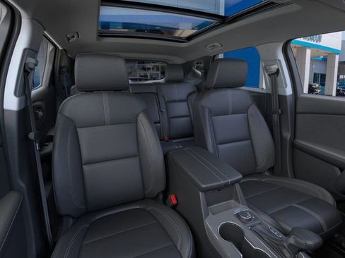 New 2025 Chevrolet Blazer LT w/ Sound & Technology Package image 16