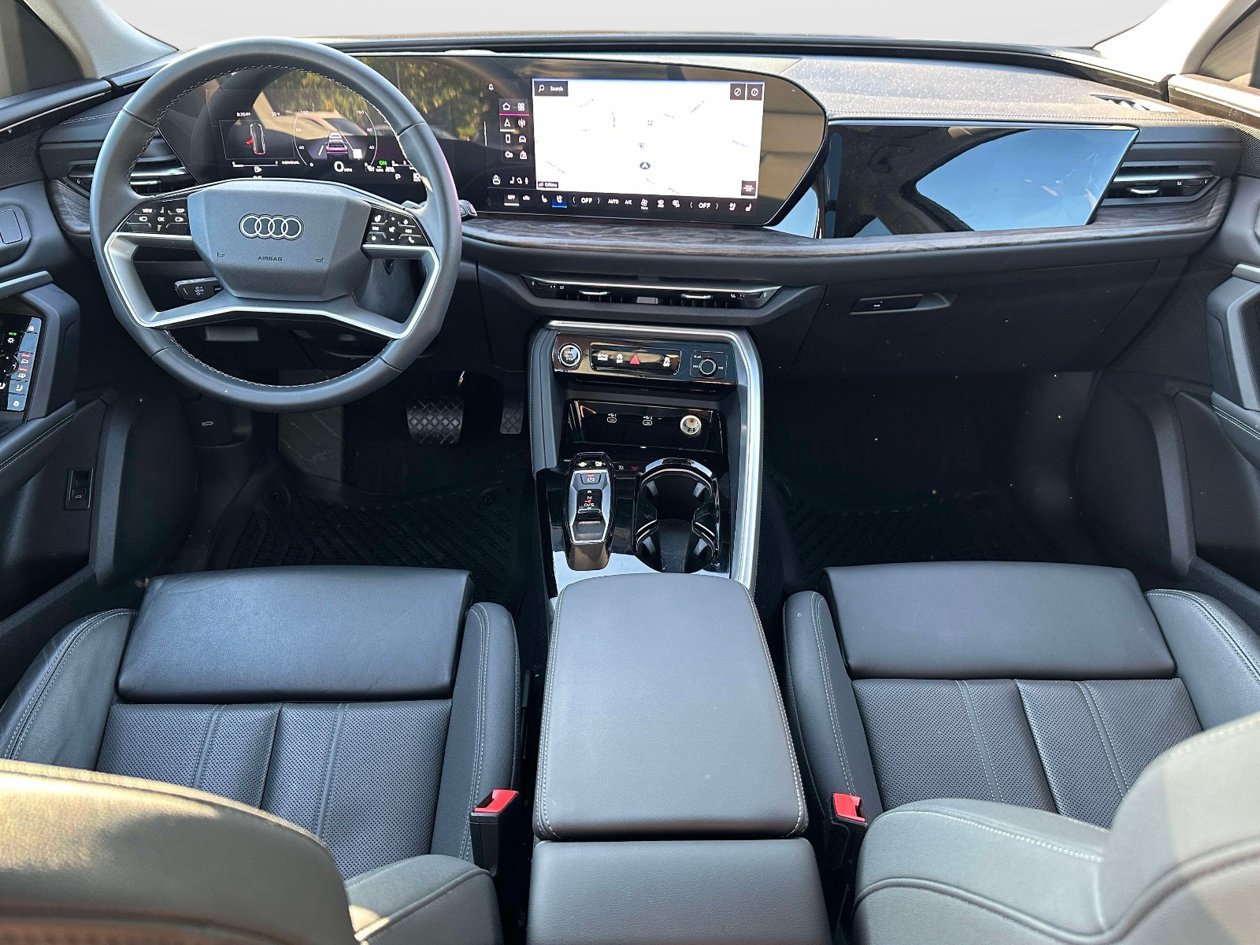 Certified 2025 Audi Q5 Premium Plus w/ Premium Plus AWD/4WD image 15
