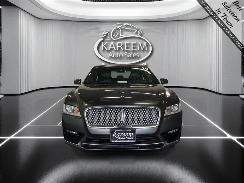 Used 2019 Lincoln Continental Premiere FWD image 2