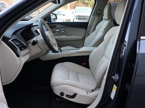 Used 2025 Volvo XC90 B6 Plus w/ Protection Package Premier image 20